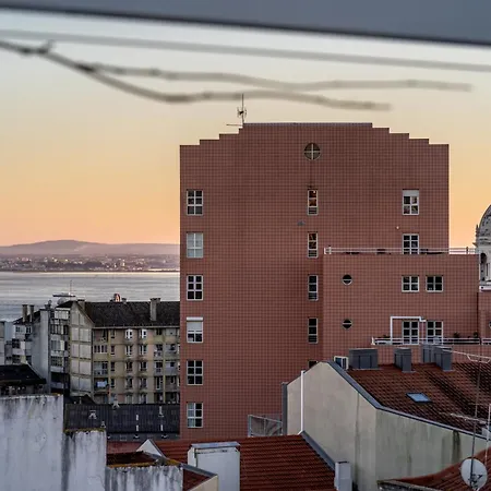 T1 Oasis With Amazing Terrace Lissabon