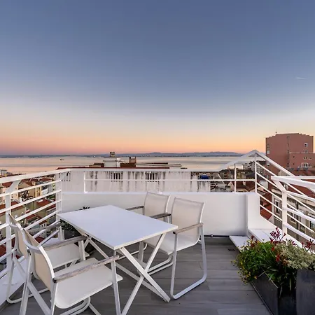 Apartment T1 Oasis With Amazing Terrace Lisbon
